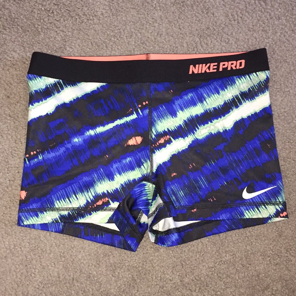 Nike Pro - shorts